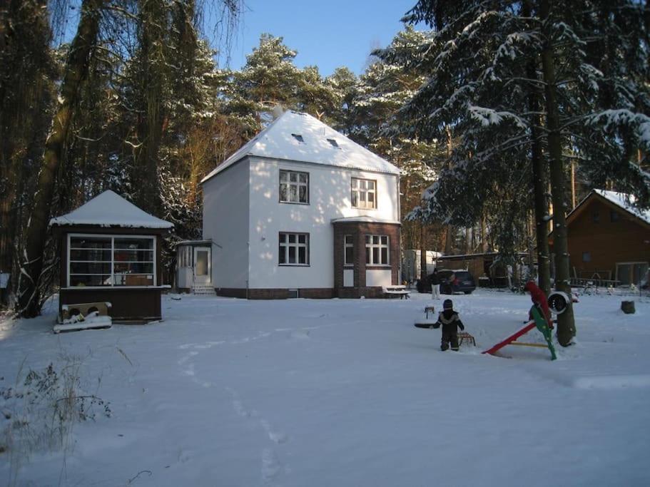 Villa Am See - Naehe Berlin Biesenthal المظهر الخارجي الصورة